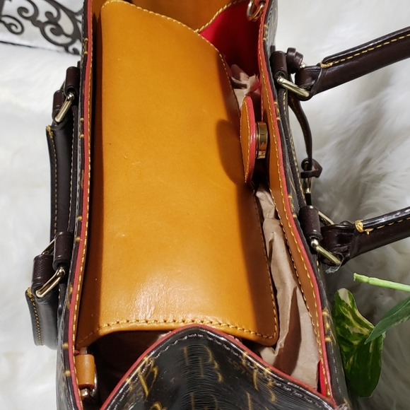 Handbag - Picture 8 of 12